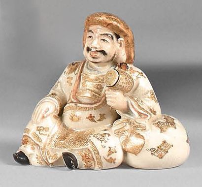 JAPON, Fours de Satsuma - Époque Meiji (1868-1912) 
Satsuma earthenware statuette...