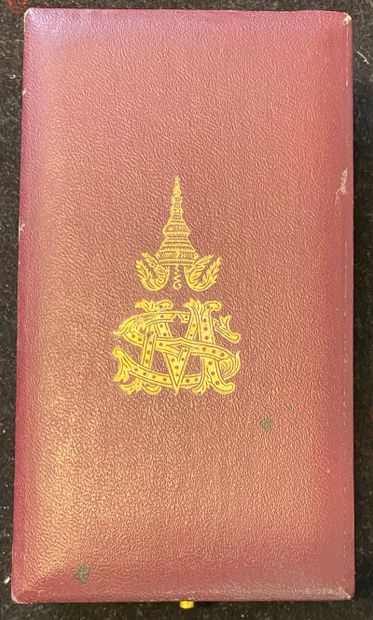 null Cambodge - Ordre royal du Cambodge, bijou d'officier en vermeil et émail, poinçon...