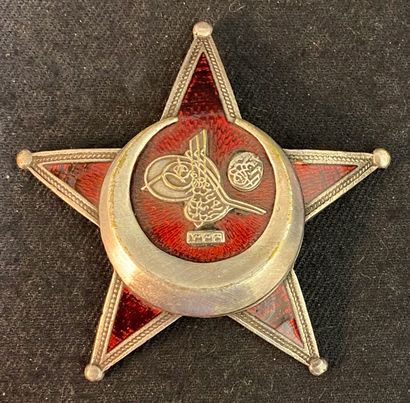 null Turquie - Médaille de Guerre ottomane dite «Croissant de Fer», 1914, fabrication...