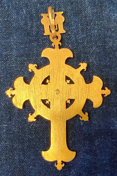 null Cross of the partisans of the Count of Chambord, type in the shape of Latin...
