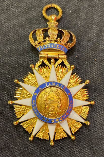 null Order of the Reunion, founded in 1811, knight's star in gold with twelve points...