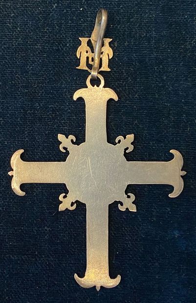 null Cross of the partisans of the count of Chambord, type in the shape of Latin...