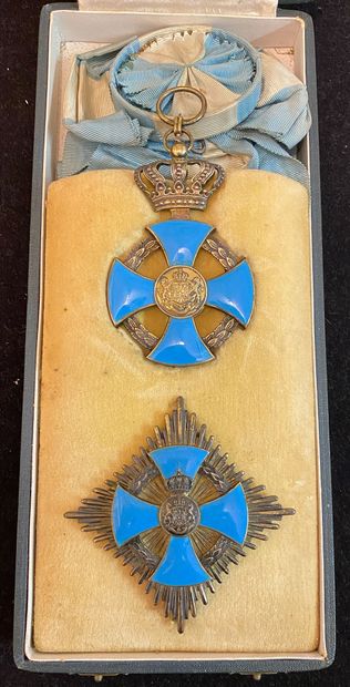 null Roumanie - Ordre du Service fidèle, fondé en 1932, ensemble de grand-croix comprenant...