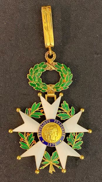 null Légion d'honneur - IIIe République, bijou de commandeur destiné au port féminin...