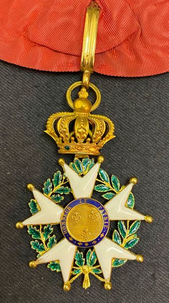 null Ordre de la Légion d'honneur, Restauration, bijou d'officier en or émaillé,...