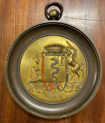null Important heraldic medallion with the Colbert coat of arms in gilt bronze, chased...