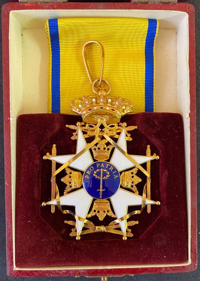 null Sweden - Order of the Sword, founded in 1748, gold commander's jewel delicately...