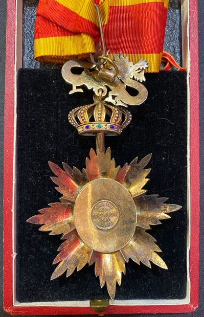 null Annam - Ordre du Dragon, fondé en 1884, bijou de commandeur en vermeil ciselé...
