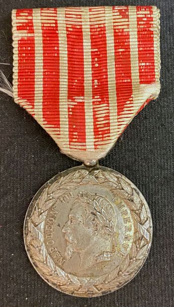 null Medal of Italy, 2nd type in silver signed E.F, boar's head hallmark, ribbon...
