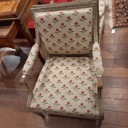 null 
Pair of large flat-back armchairs in grey relacquered beech wood carved with...