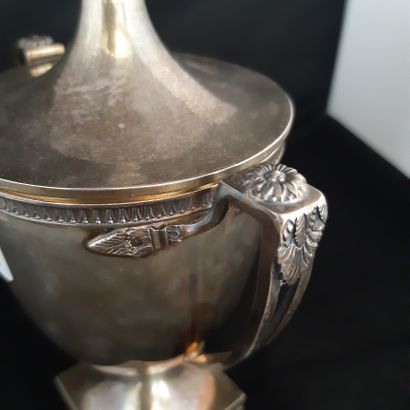 null Covered cup in plain silver 950 thousandth underlined by mouldings of water...