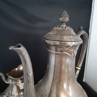 null Three pieces silver tea service 950 thousandths of baluster form with decoration...