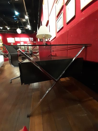 Franco ALBINI (1905-1977) Flat desk with X-shaped base in chromed steel, black lacquered...