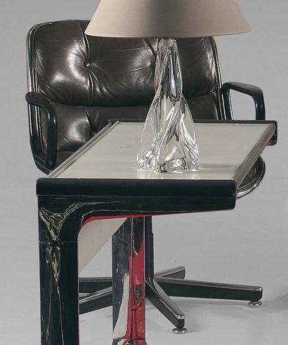 Charles POLLOCK (1930-2013) Pair of desk chairs, chromed metal frame, thermoformed...