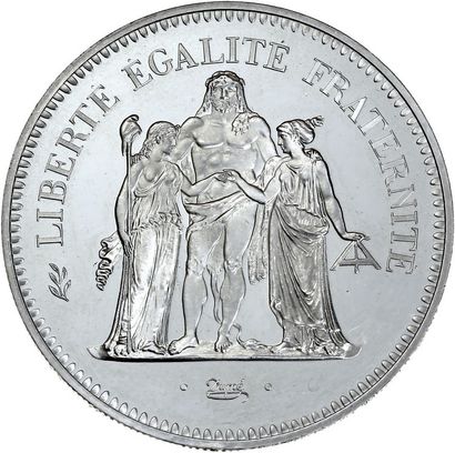 null CINQUIEME REPUBLIQUE 50 francs type Hercules. Platinum foil. 1975. 123 g. 25...