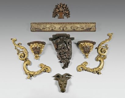 null Gilded wood entablature carved with flowers and fruits on a lattice background....