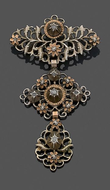 null Articulated silver and vermeil pendant openwork 800 thousandths with motives...