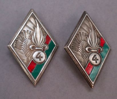 null Légion étrangère - 4e régiment étranger d'infanterie, 6 insignes : 2e bataillon...