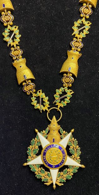 null Portugal - Ordre de la Tour et de l'Épée, collier de grand-croix en or composé...