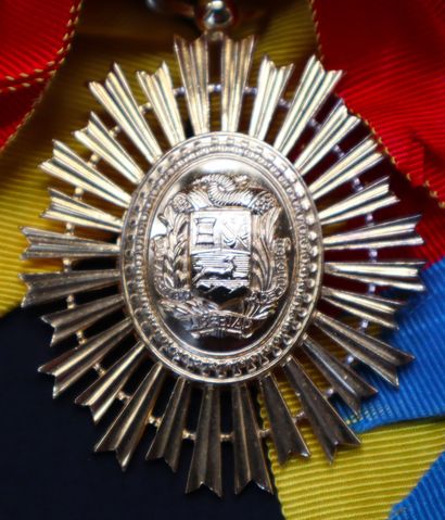 null Venezuela - Ordre du Libérateur, bijou de grand-croix en vermeil et émail, centre...
