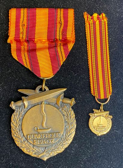 null Médaille commémorative de Dunkerque, 1940, premier modèle signé en bronze patiné,...