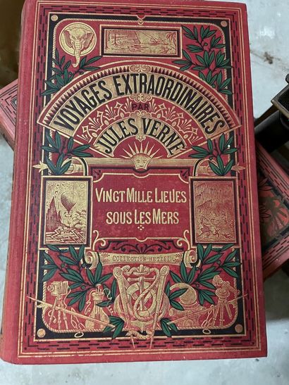 Lot of volumes: Jules Verne including three...