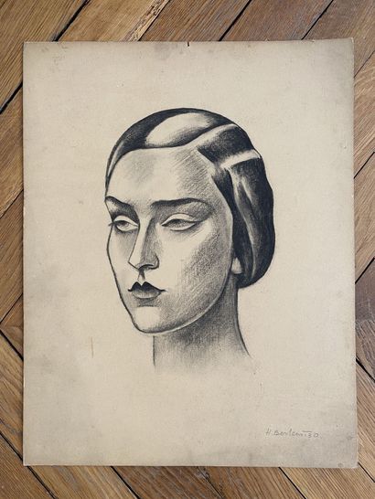 null 
HENRYK BERLEWI (1894-1967)




Portrait de femme de trois quart à gauche,




Fusain...