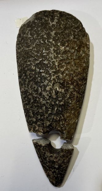 null 
Pierced pistilliform axe. Rare model.


Grey lumpy stone. Chips on the edge.


France,...