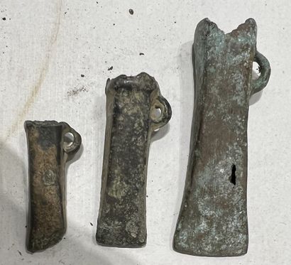 null 
Lot of three miniature axes, including a rare small model, with a Breton type...