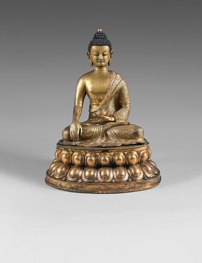 TIBET - Fin du XIXe siècle Importante statuette de bouddha Sakyamuni assis en padmasana...