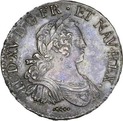 null LOUIS XV (1715-1774)
Demi écu aux huit L. 1725. Amiens.
Buste du Roi lauré à...
