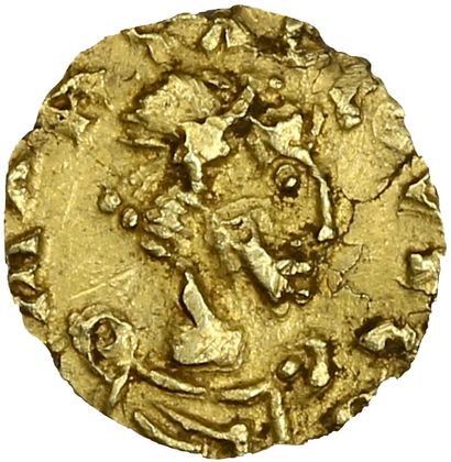 null MASSALIA, Marseille : Childebert III (694-711)
Triens d'or.
Buste diadémé, drapé...