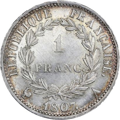 null PREMIER EMPIRE (1804-1814) 1 franc, tête de nègre. 1807. Paris.
Effigie différente...