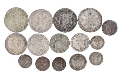 null LOUIS XIV (1643-1715)
Ensemble de 16 monnaies divisionnaires variées en argent...