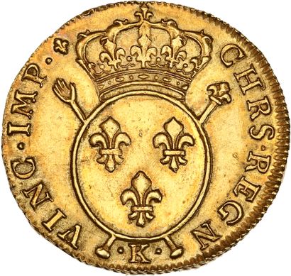 null LOUIS XV (1715-1774)
Double gold louis with insignia. 1716. Bordeaux. New blank....