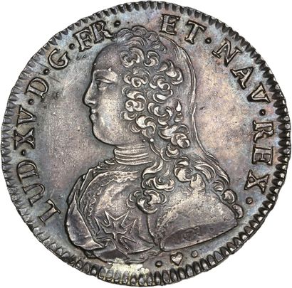null LOUIS XV (1715-1774)
Demi écu aux rameaux d'olivier. 1739. Strasbourg.
Buste...