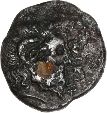 null CYRÉNAÏQUE, Cyrène (IVe siècle av. J.-C.)
Tétradrachme. 12,93 g.
Tête barbue...