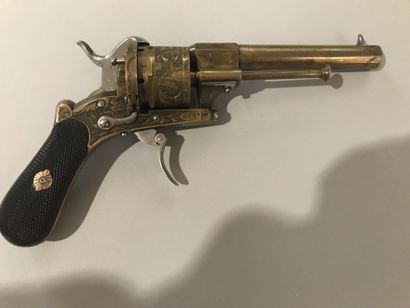 Revolver Lefaucheux six coups, calibre 9...