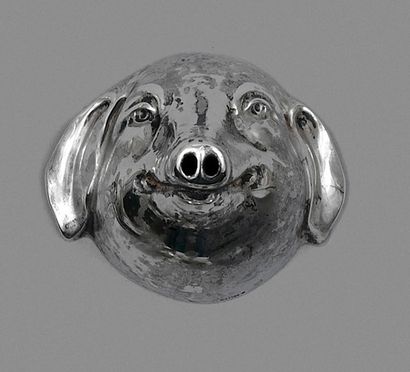 null Funnel in the shape of head of pig in silver 950 thousandths.
Goldsmith : G....