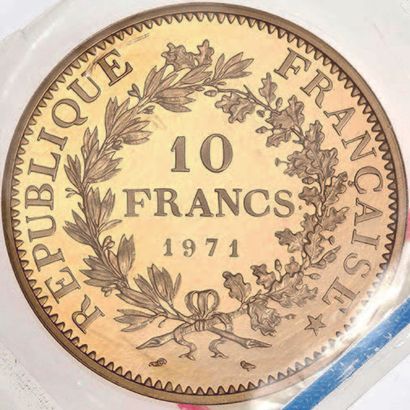 null FIFTH REPUBLIC 10 francs, Hercules type. Gold piéfort. 1971. 84,15 g.
250 pieces...
