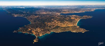 GUILLAUME VOITURIER 
GUILLAUME VOITURIER
PANORAMIC AERIAL VIEW OF THE GULF OF SAINT-TROPEZ,...