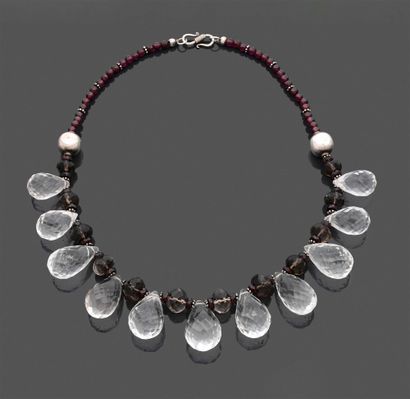 Articulated necklace composed of garnet balls,...