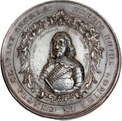  1638 - Saint-Empire Prise de Brisach par Bernard de Saxe. Argent. 53 mm. 50,68 g...