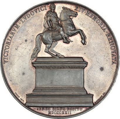 null Lot de 8 médailles variées de Louis XVIII dont 5 en argent (une refrappe) :...