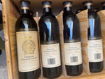 Douze bouteilles Château Dauzac Margaux,...