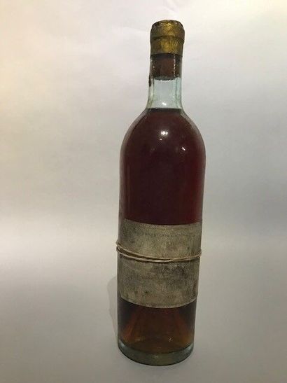 null 1 bouteille CH. D'YQUEM, 1° cru supérieur Sauternes 1939 (TLB, et).