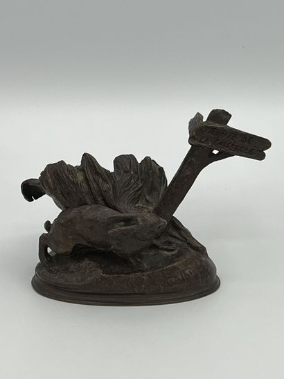 null D'après Auguste CAIN (1821-1894)

Vide-poche en bronze figurant un lapin empruntant...