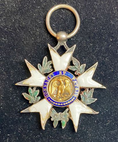 null 
Ordre de la Légion d'honneur - Premier Empire, aigle d'argent du premier type...