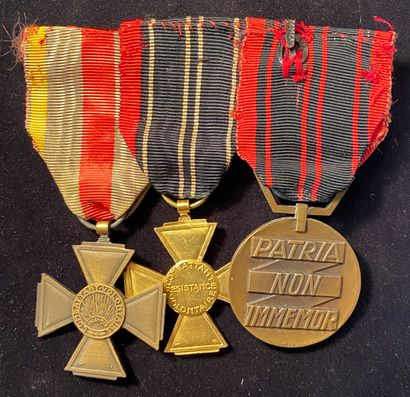 null Souvenir d'un Résistant, portée de trois décorations : une médaille de la Résistance...