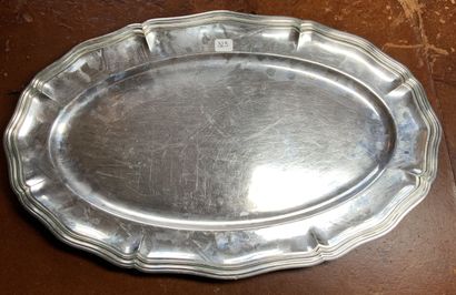 null Grand plat ovale en argent uni 950 millièmes, modèle filets contours, orfèvre :...